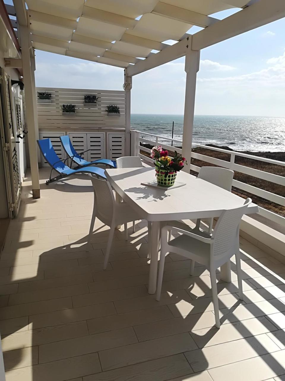 Villa Vista Mare Tra I Luoghi Di Montalbano Punta Secca Exterior foto
